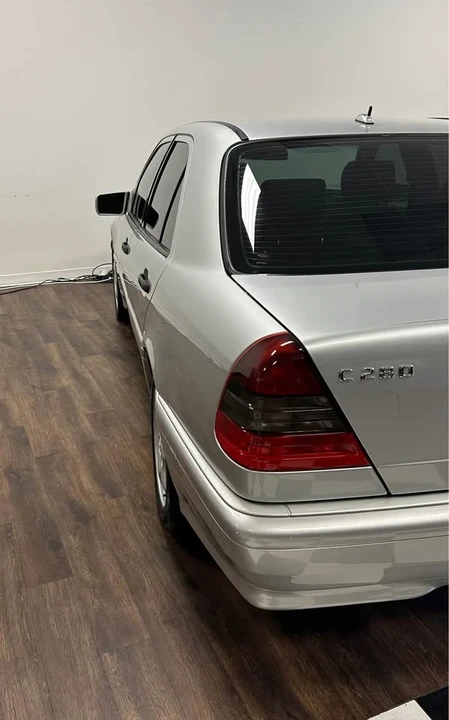 2000 Mercedes-Benz W202 C-Class - Image 10 of 16