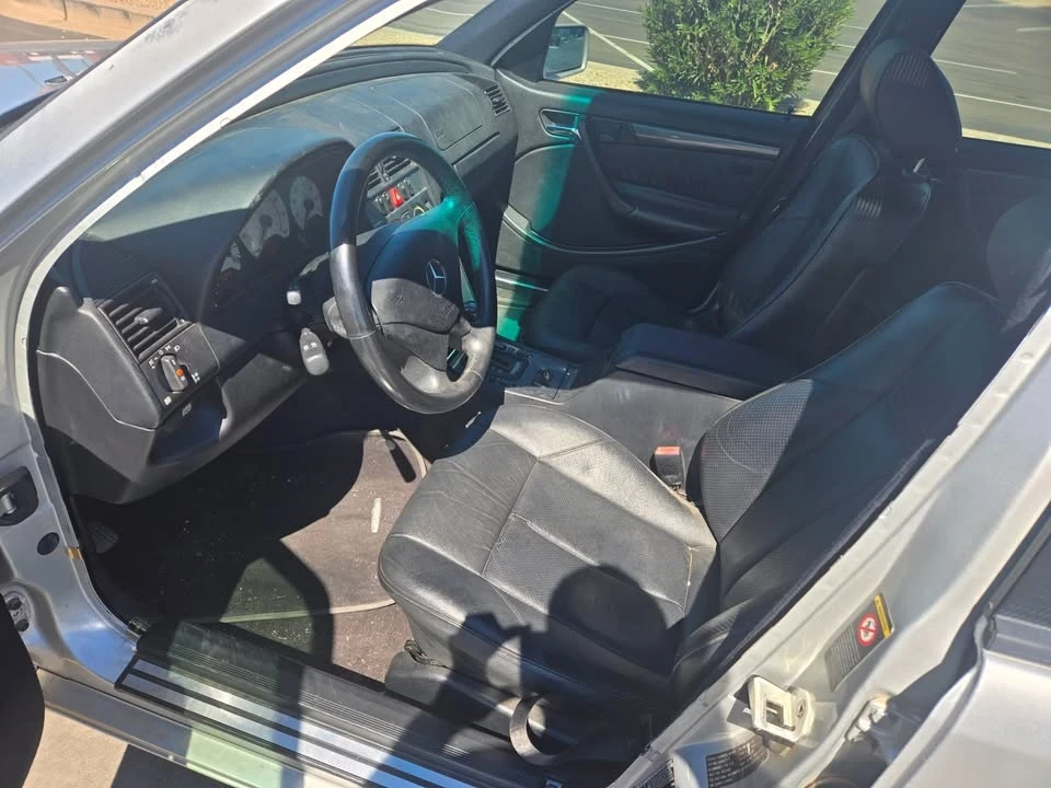2000 Mercedes-Benz W202 C-Class - Image 13 of 17