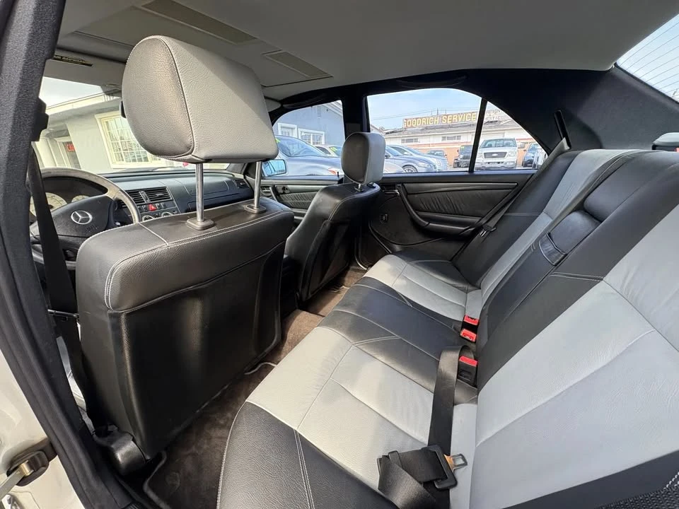 2000 Mercedes-Benz W202 C-Class - Image 11 of 20