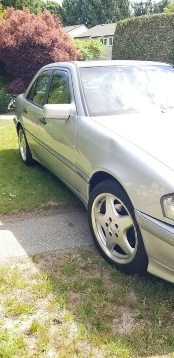 2000 Mercedes-Benz C-Class - Image 3 of 19