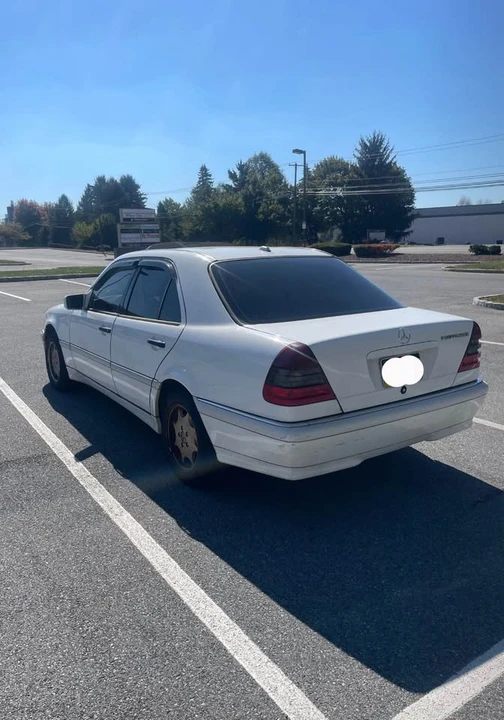 2000 Mercedes-Benz W202 C-Class - Image 3 of 10
