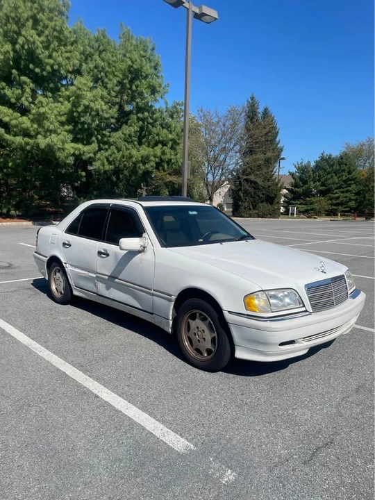 2000 Mercedes-Benz W202 C-Class - Image 6 of 10