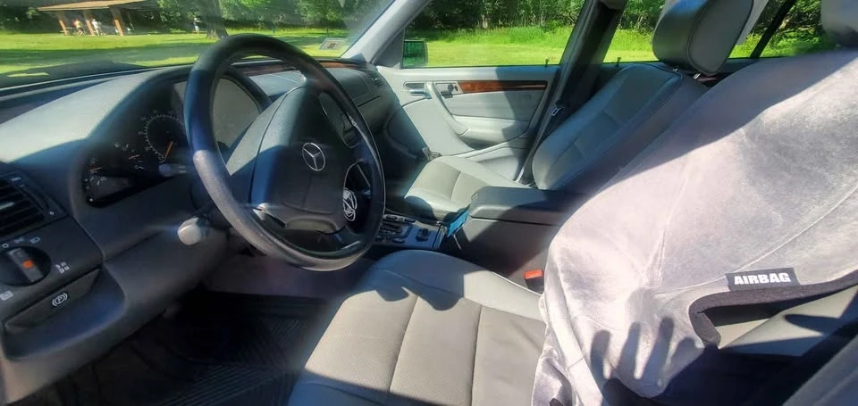 2000 Mercedes-Benz W202 C-Class - Image 13 of 14