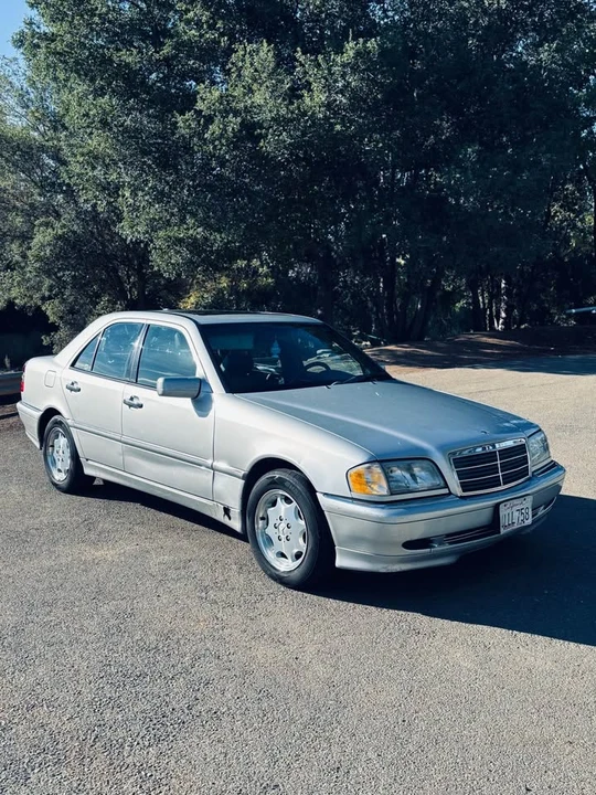 2000 Mercedes-Benz W202 C-Class - Image 5 of 9
