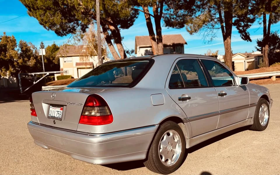 2000 Mercedes-Benz W202 C-Class - Image 4 of 9
