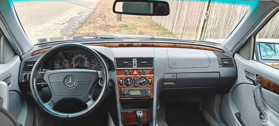 2000 Mercedes-Benz W202 C-Class - Image 4 of 5
