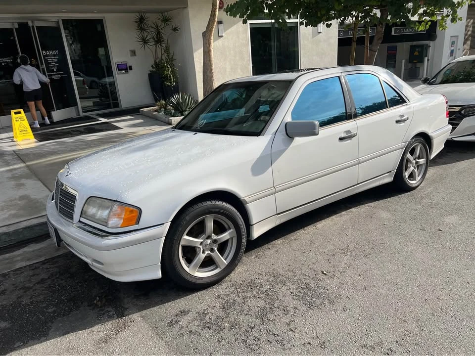 2000 Mercedes-Benz W202 C-Class - Image 2 of 10