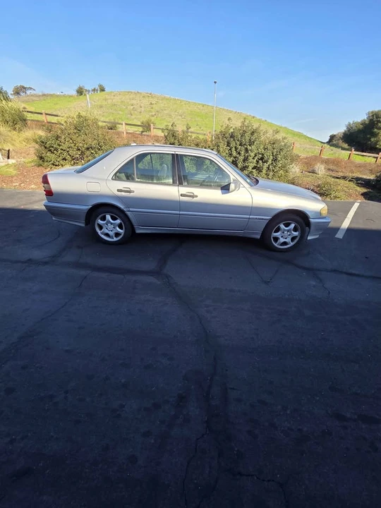 2000 Mercedes-Benz W202 C-Class - Image 3 of 19