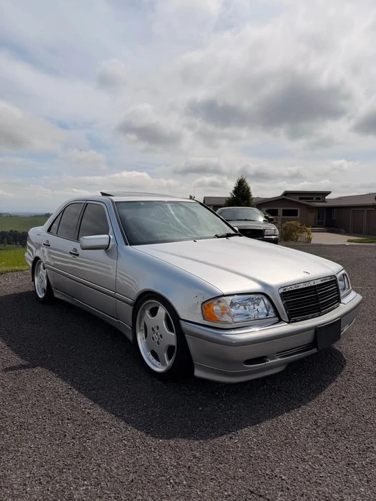 2000 Mercedes-Benz W202 C-Class - Image 3 of 10