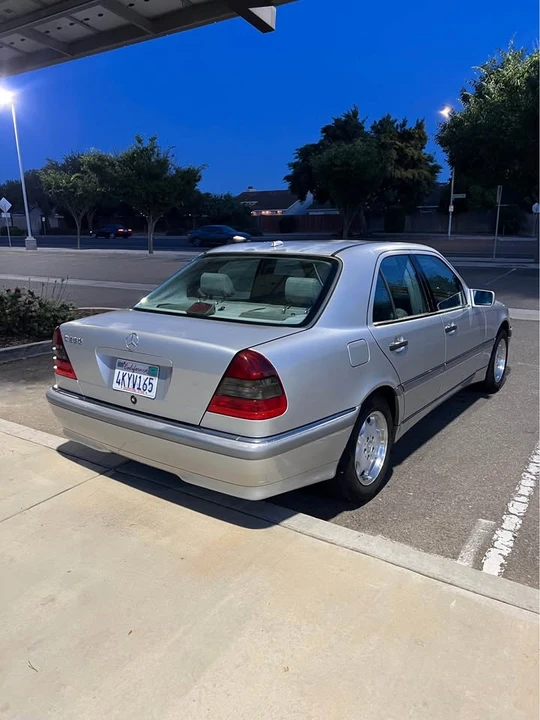 2000 Mercedes-Benz W202 C-Class - Image 3 of 10