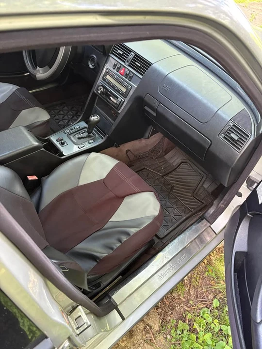2000 Mercedes-Benz W202 C-Class - Image 9 of 12