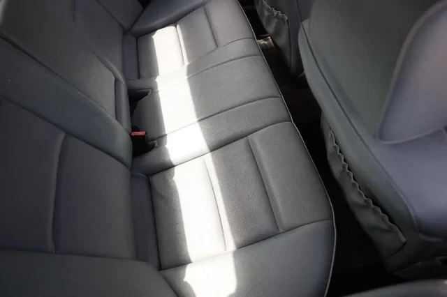2000 Mercedes-Benz W202 C-Class - Image 12 of 17