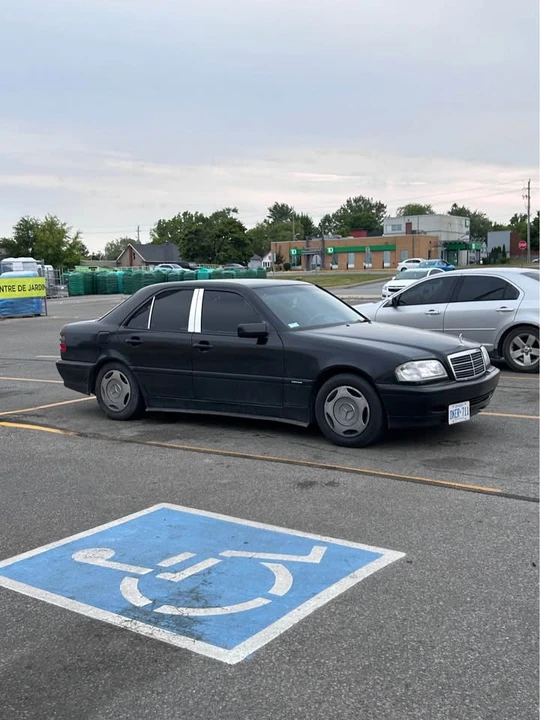 2000 Mercedes-Benz W202 C-Class - Image 10 of 10