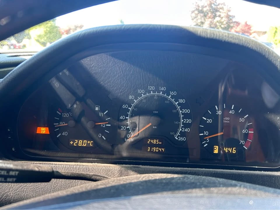 2000 Mercedes-Benz W202 C-Class - Image 9 of 10
