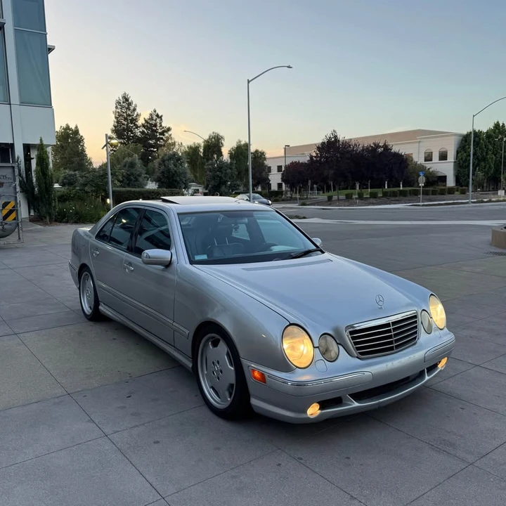 2000 Mercedes-Benz W210 E 36 & E 50 & E 55 & E 60 AMG - Image 2 of 9