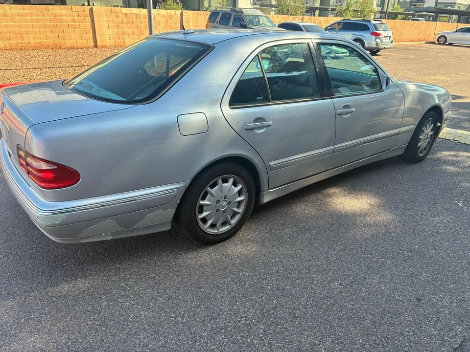 2000 Mercedes-Benz W210 E-Class - Image 3 of 13