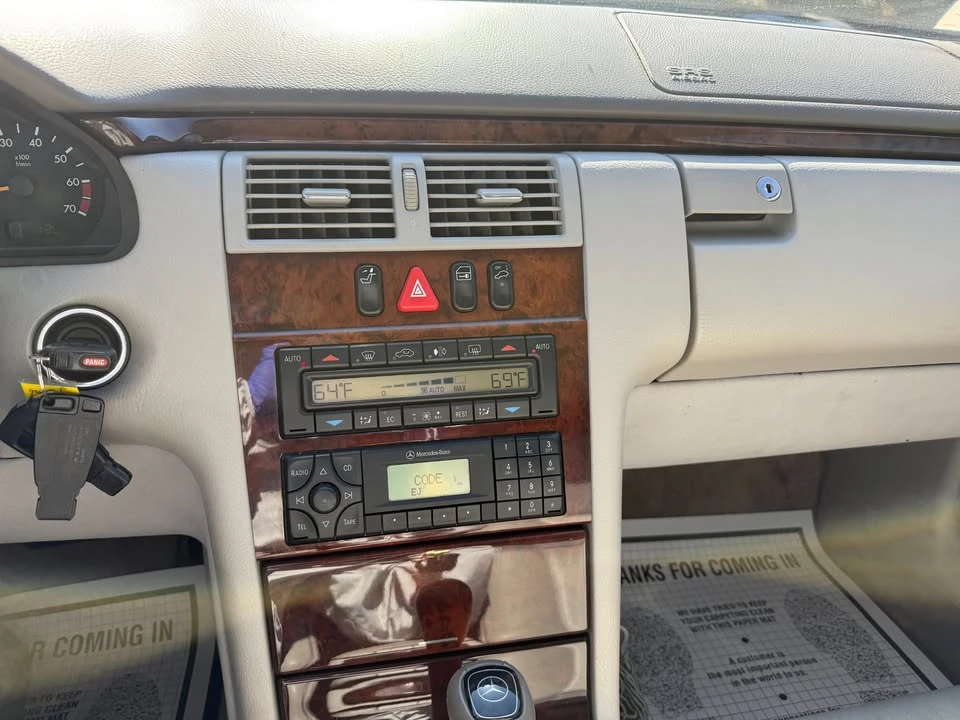 2000 Mercedes-Benz W210 E-Class - Image 8 of 17