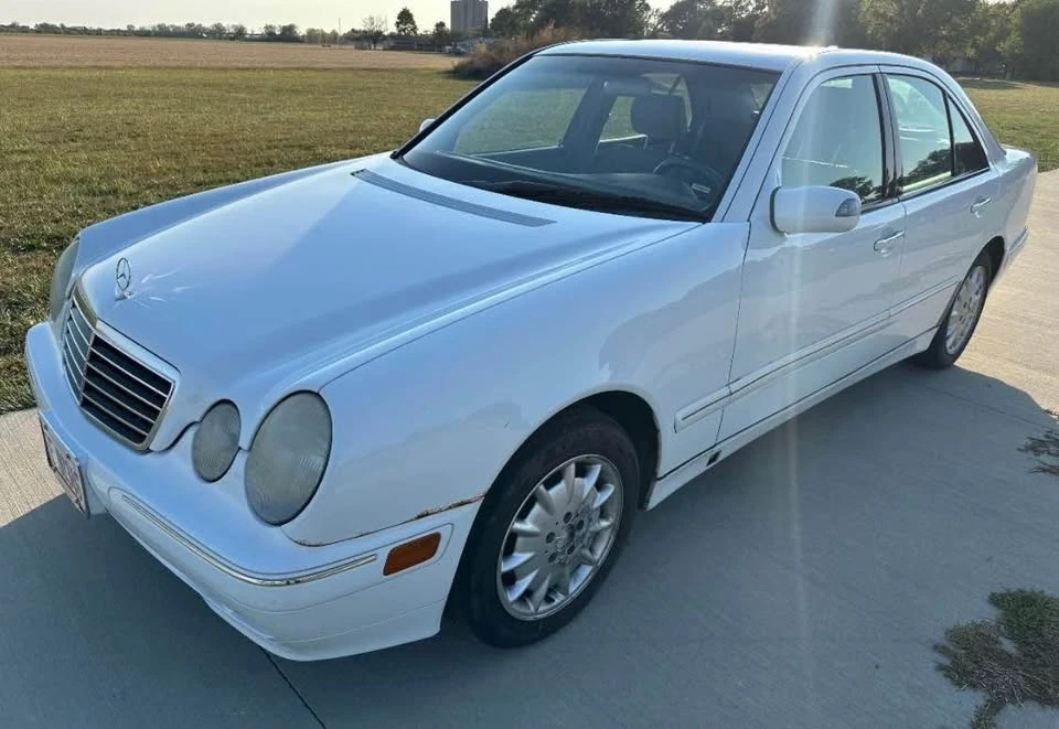 2000 Mercedes-Benz W210 E-Class - Image 3 of 14