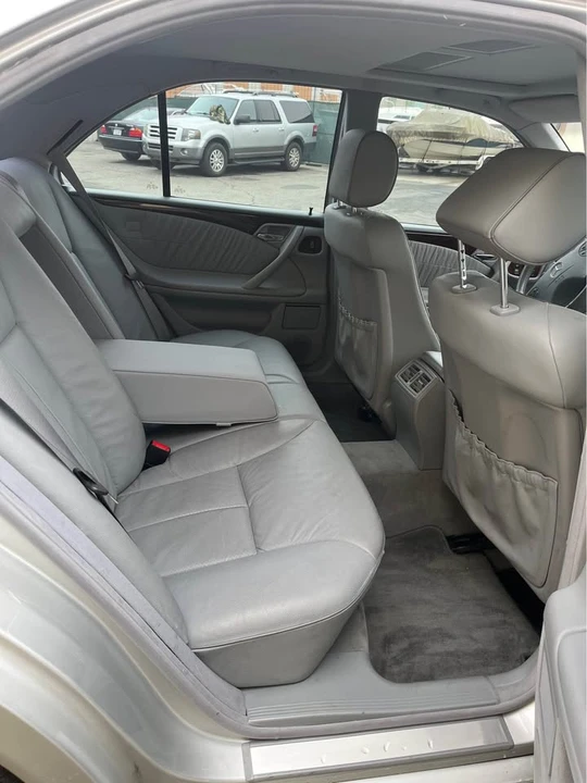 2000 Mercedes-Benz W210 E-Class - Image 9 of 14
