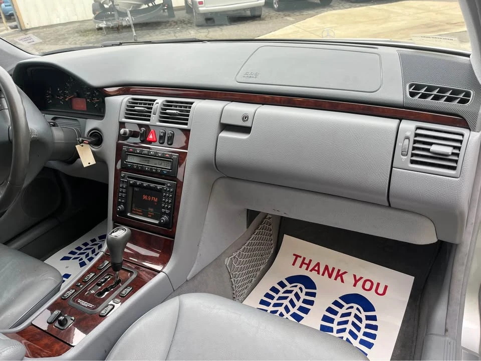 2000 Mercedes-Benz W210 E-Class - Image 11 of 14