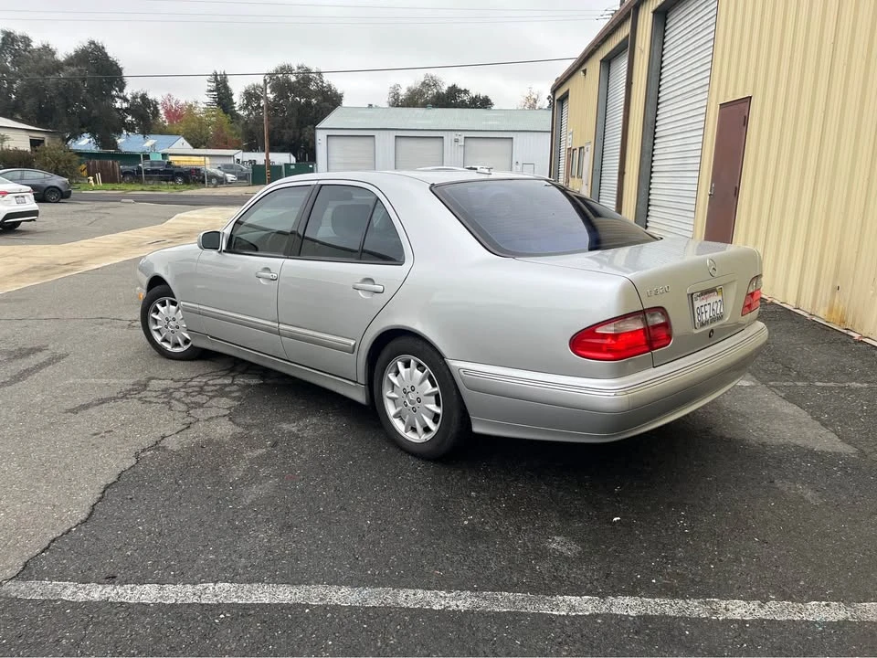 2000 Mercedes-Benz W210 E-Class - Image 3 of 14