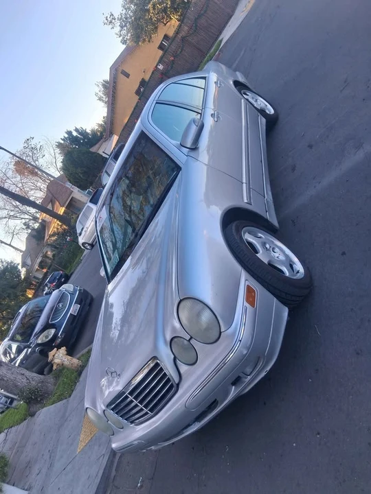 2000 Mercedes-Benz W210 E-Class - Image 6 of 16