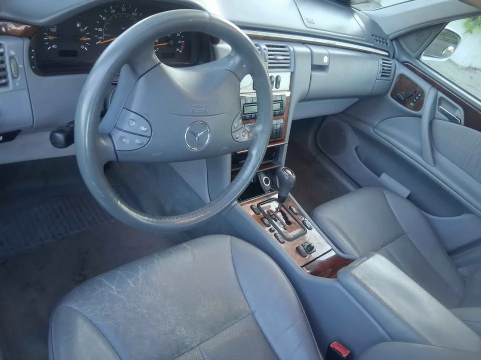 2000 Mercedes-Benz W210 E-Class - Image 9 of 16