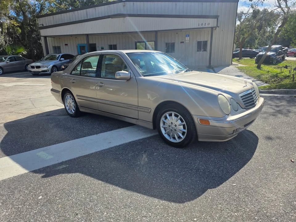 2000 Mercedes-Benz W210 E-Class - Image 4 of 10