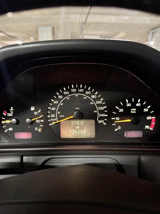 2000 Mercedes-Benz W210 E-Class - Image 9 of 9