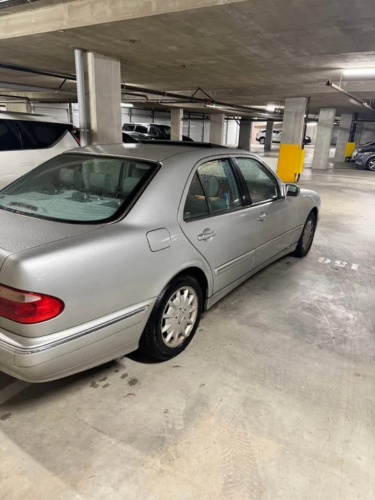2000 Mercedes-Benz W210 E-Class - Image 5 of 9