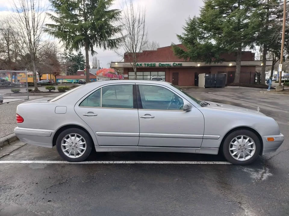 2000 Mercedes-Benz W210 E-Class - Image 5 of 16