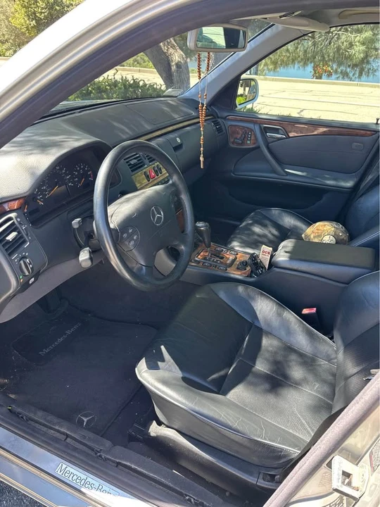 2000 Mercedes-Benz W210 E-Class - Image 7 of 7