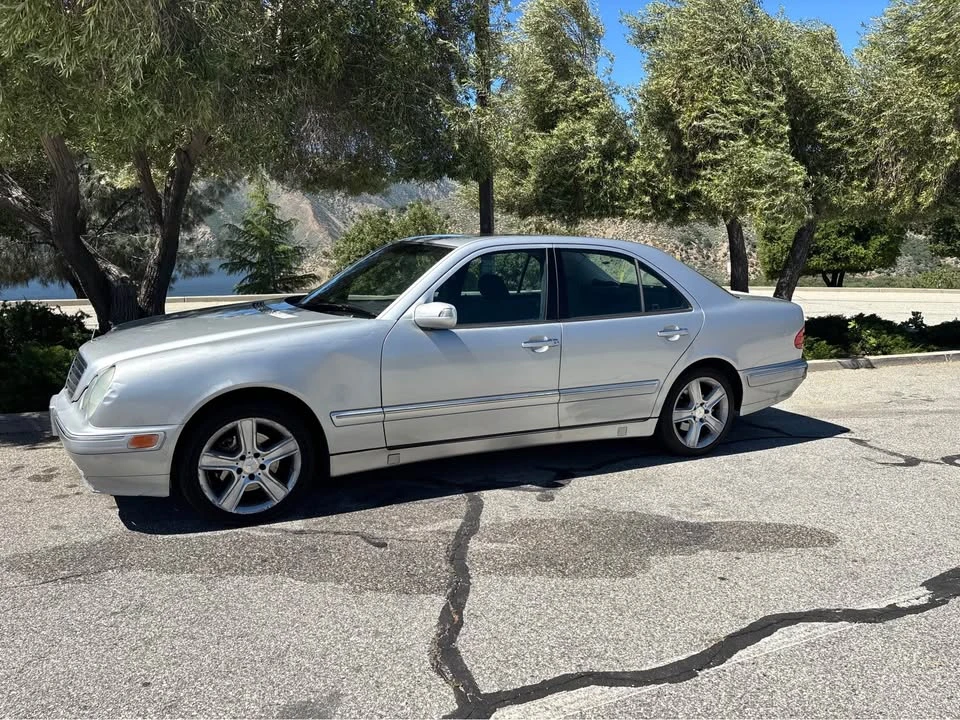 2000 Mercedes-Benz W210 E-Class - Image 2 of 7