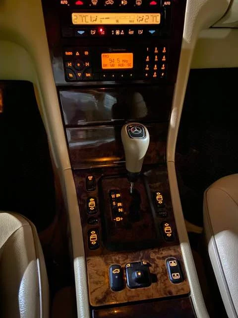 2000 Mercedes-Benz W210 E-Class - Image 16 of 20