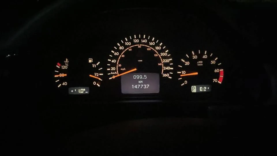 2000 Mercedes-Benz W210 E-Class - Image 10 of 20