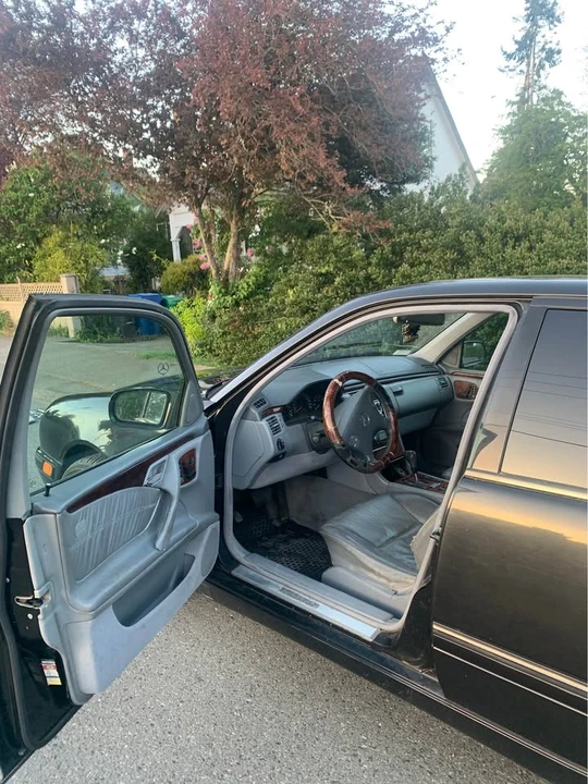 2000 Mercedes-Benz W210 E-Class - Image 7 of 14