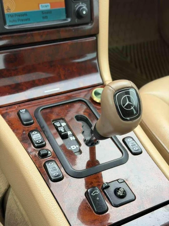 2000 Mercedes-Benz W210 E-Class - Image 17 of 20
