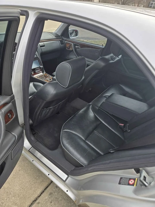2000 Mercedes-Benz W210 E-Class - Image 7 of 7