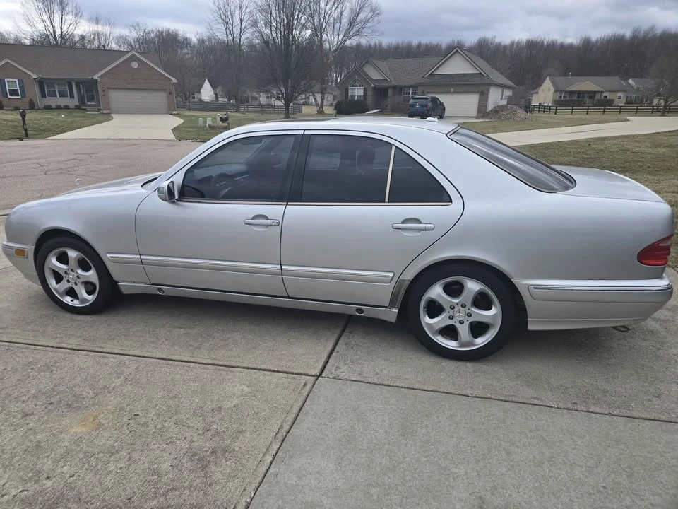 2000 Mercedes-Benz W210 E-Class - Image 2 of 7