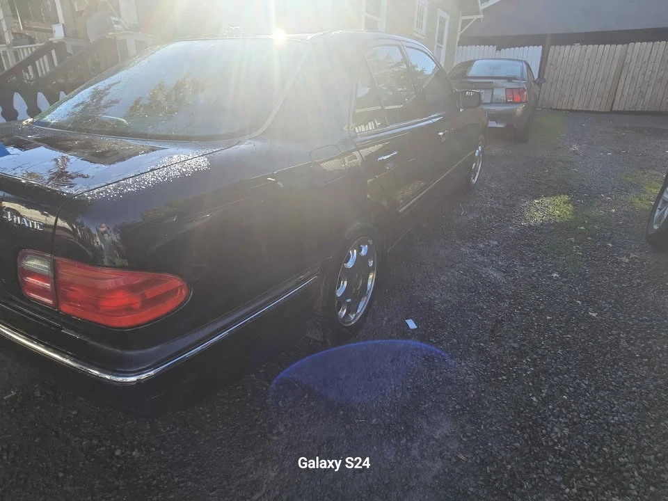 2000 Mercedes-Benz W210 E-Class - Image 10 of 10