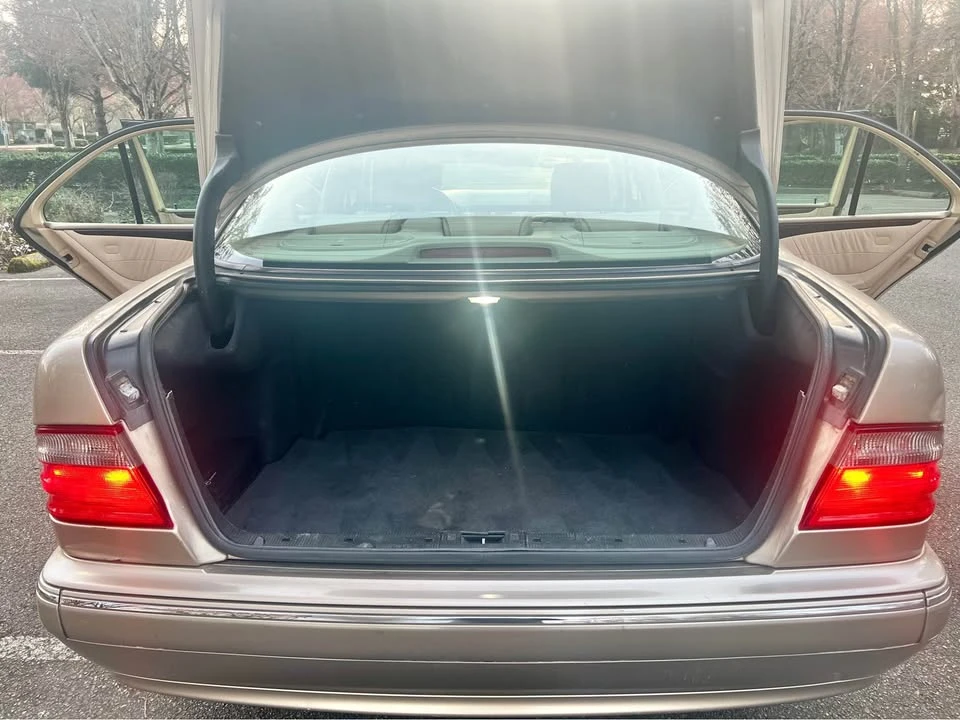 2000 Mercedes-Benz W210 E-Class - Image 6 of 16