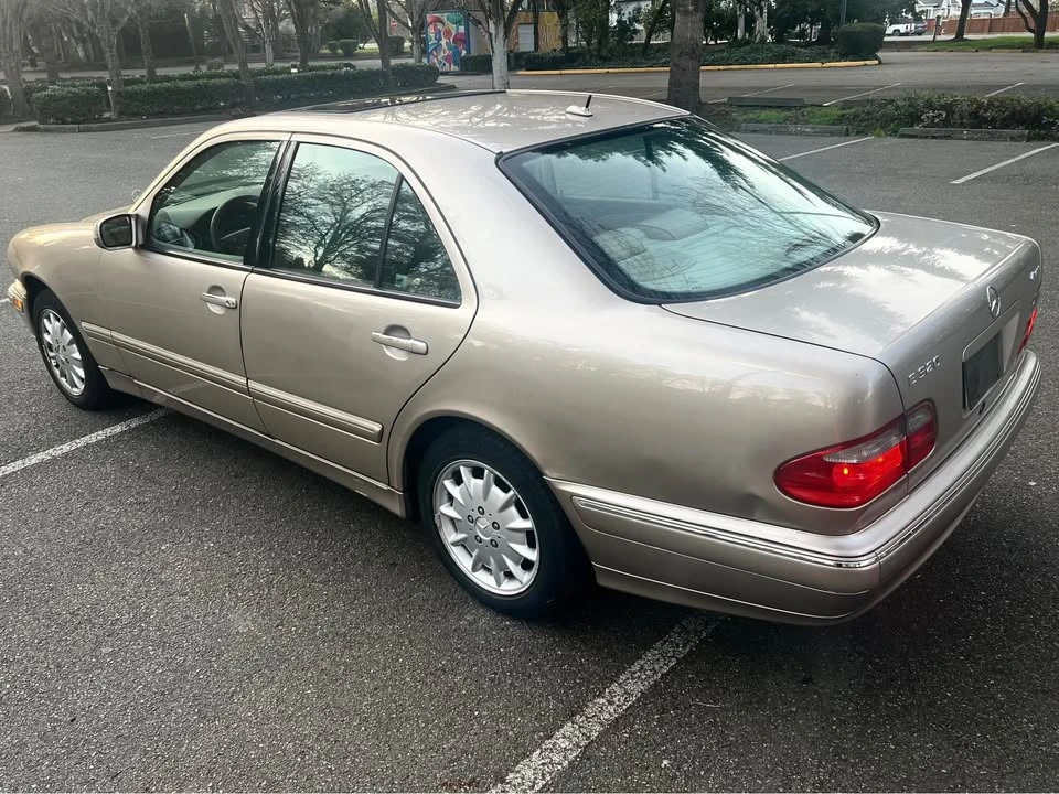 2000 Mercedes-Benz W210 E-Class - Image 11 of 16