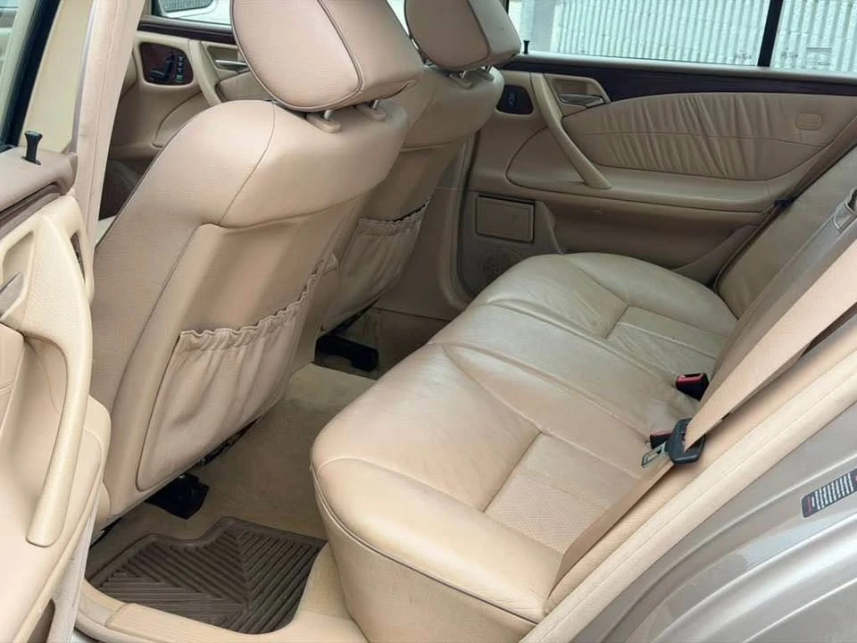2000 Mercedes-Benz W210 E-Class - Image 11 of 18