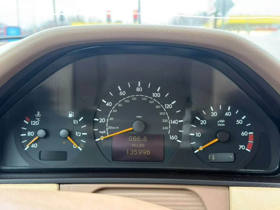 2000 Mercedes-Benz W210 E-Class - Image 17 of 18