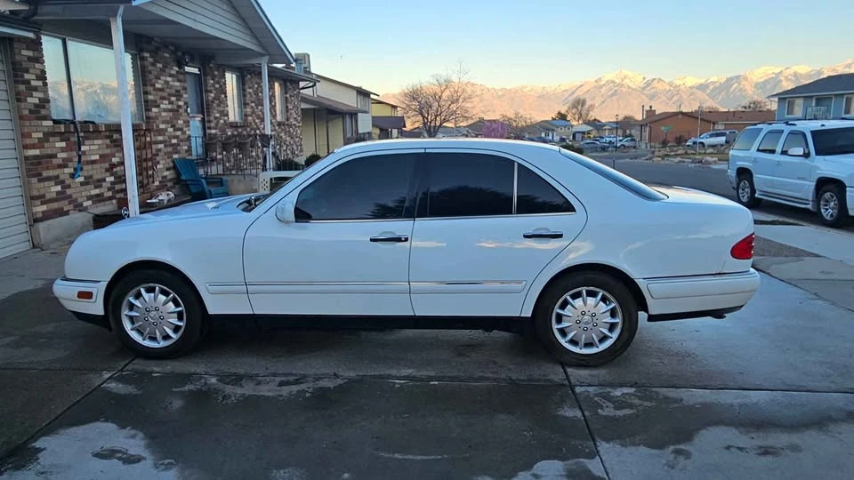2000 Mercedes-Benz W210 E-Class - Image 4 of 6