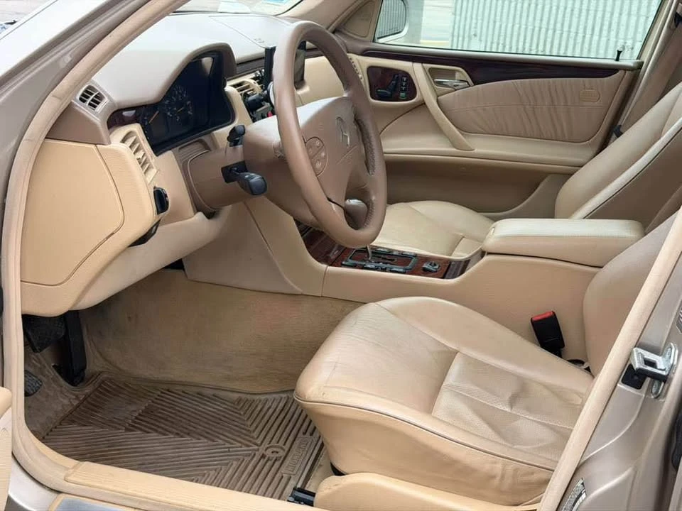 2000 Mercedes-Benz W210 E-Class - Image 14 of 18
