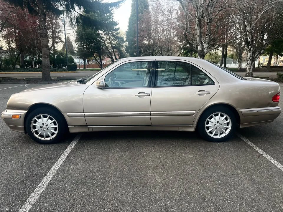 2000 Mercedes-Benz W210 E-Class - Image 10 of 16
