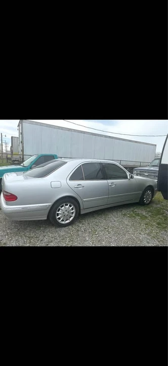 2000 Mercedes-Benz W210 E-Class - Image 2 of 5