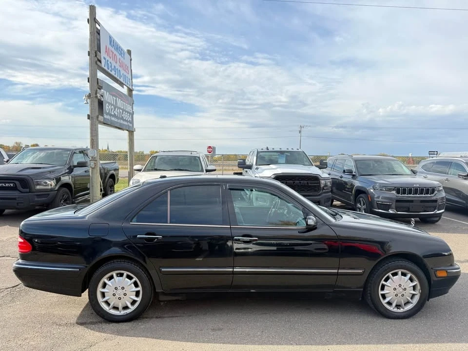 2000 Mercedes-Benz W210 E-Class - Image 5 of 18