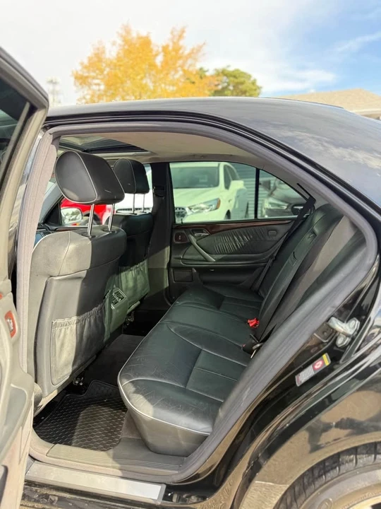 2000 Mercedes-Benz W210 E-Class - Image 12 of 18
